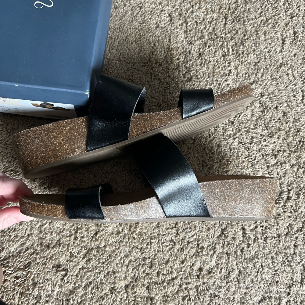Women’s Universal Thread Black Kerryl Sandals - Picture 8 of 9
